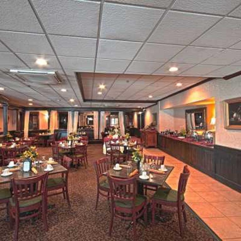 The Inn At Reading Hotel & Conference Center מראה חיצוני תמונה