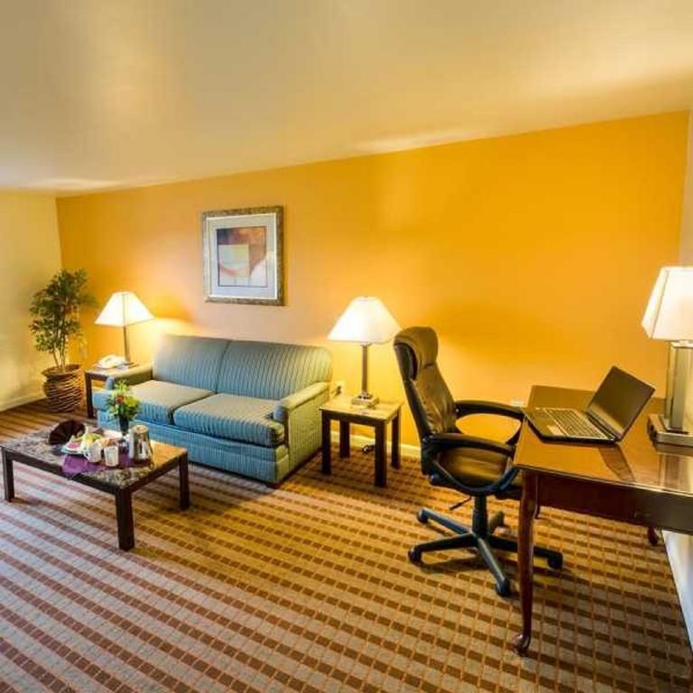 The Inn At Reading Hotel & Conference Center מראה חיצוני תמונה