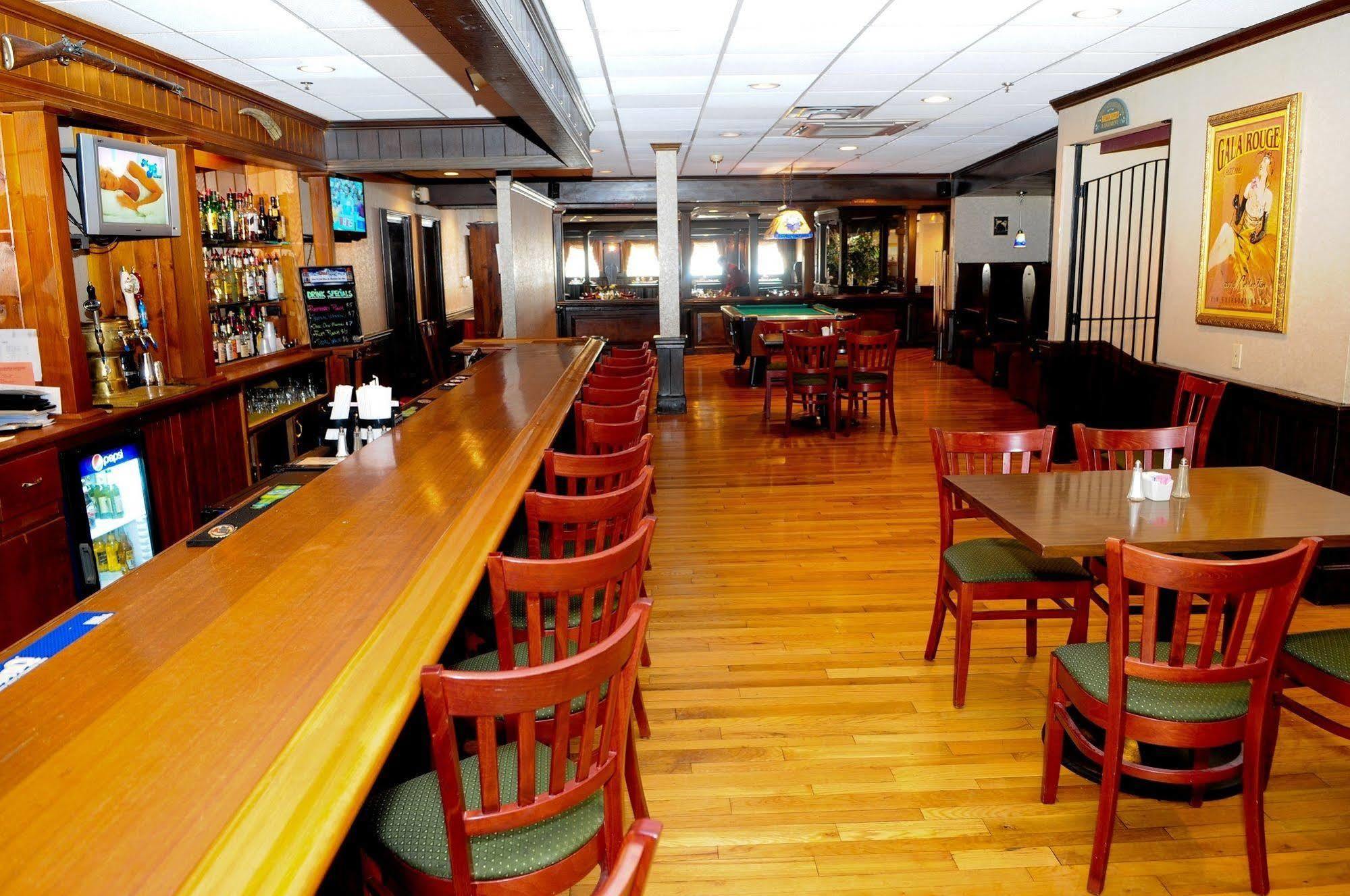 The Inn At Reading Hotel & Conference Center מראה חיצוני תמונה